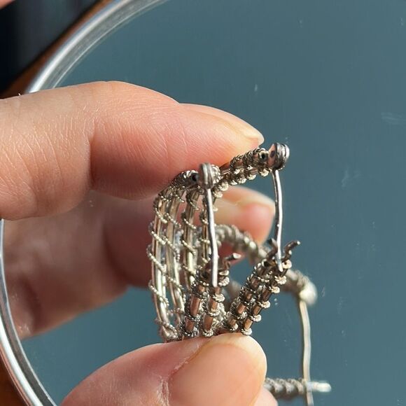 Vintage silver oblong wire wrapped hoop earrings - Picture 5 of 5